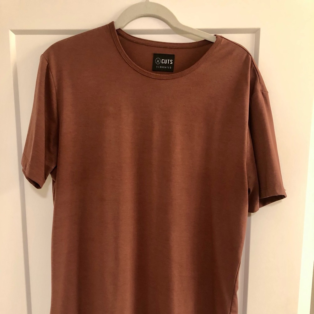 Cuts Clothing Elongated Tee